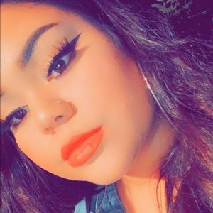 Meet your Posher, Erica